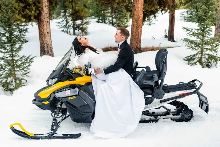 Winter Elopement Photographer 16 svg%3E