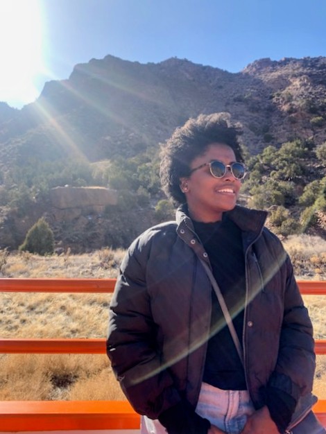 Elana Profile Picture